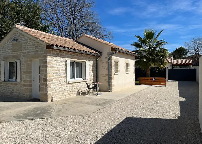 Petite Maison Refaite A Neuf Proche Plage
